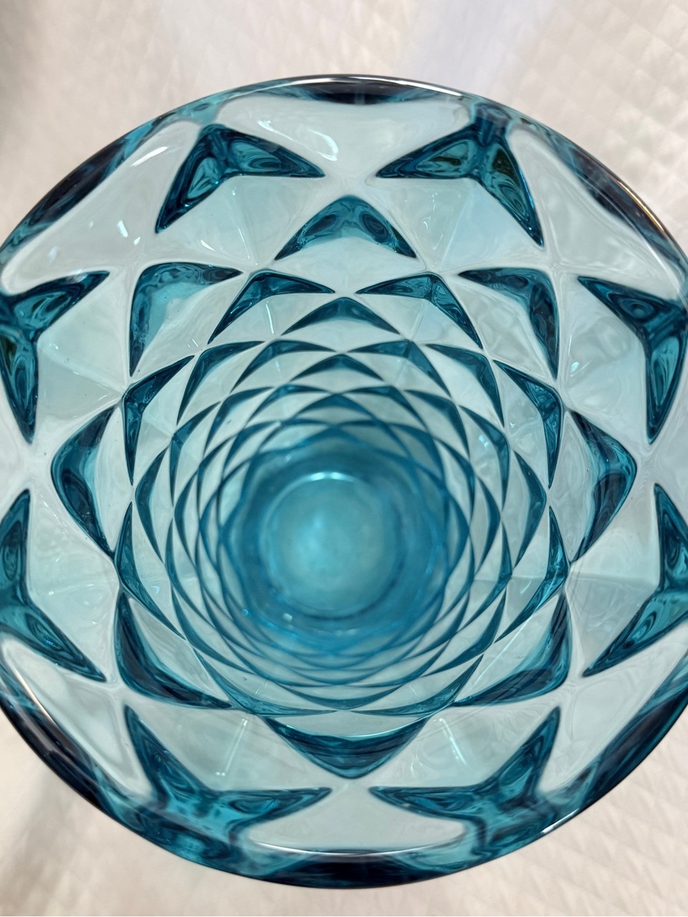 Textured Blue Diamond-Pattern Glass Vase - Picture 10 of 13
